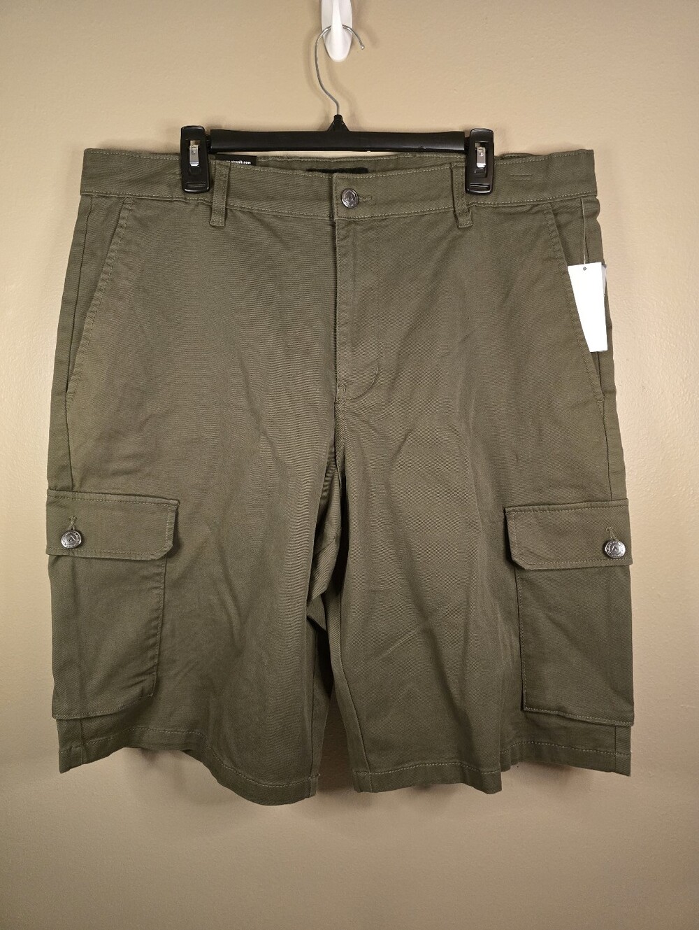 AIRWALK Cargo Shorts Men's Olive Green Lightweight Twill 6-POCKETS Flat Front